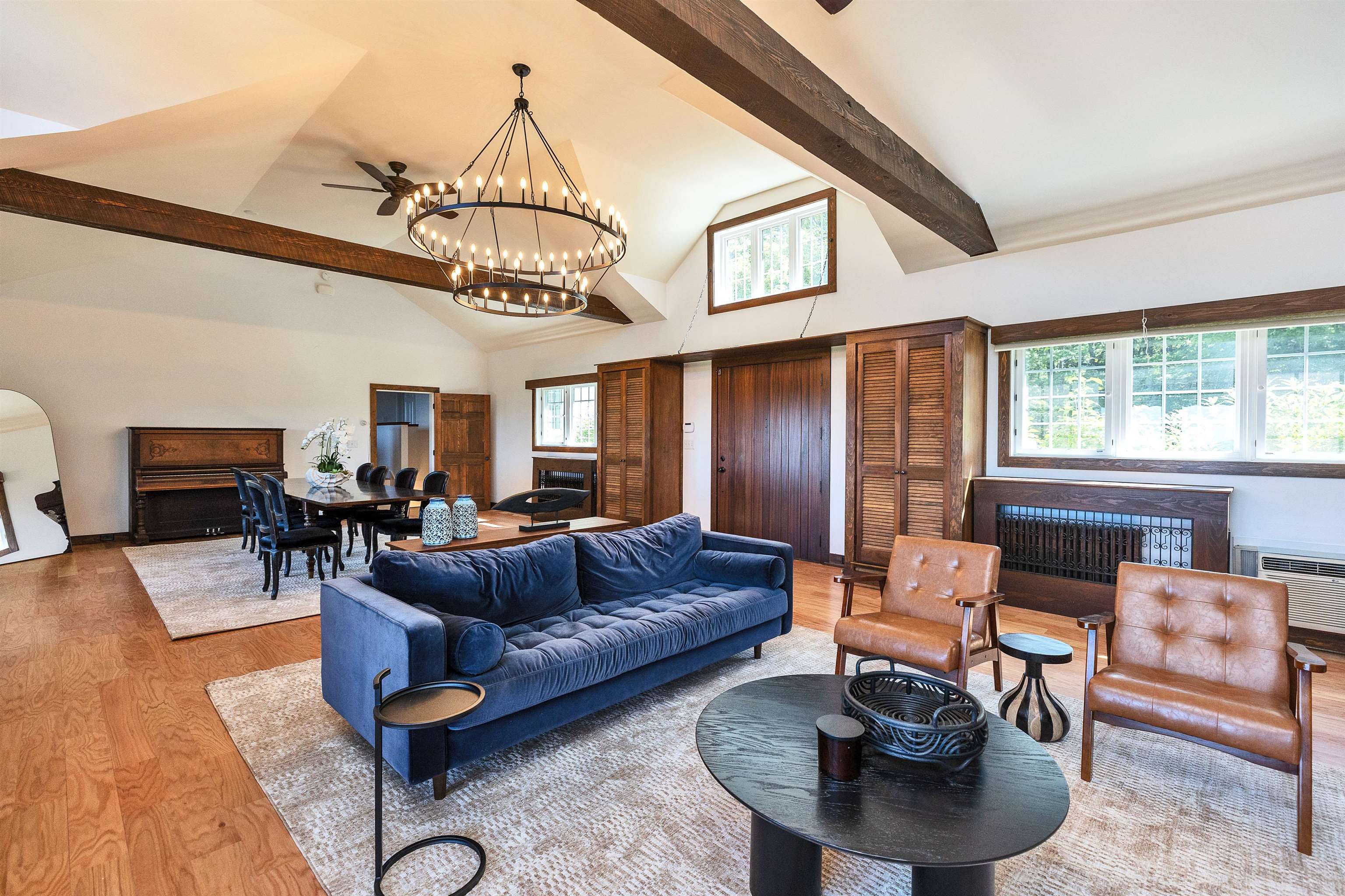 477 E Mountain Road