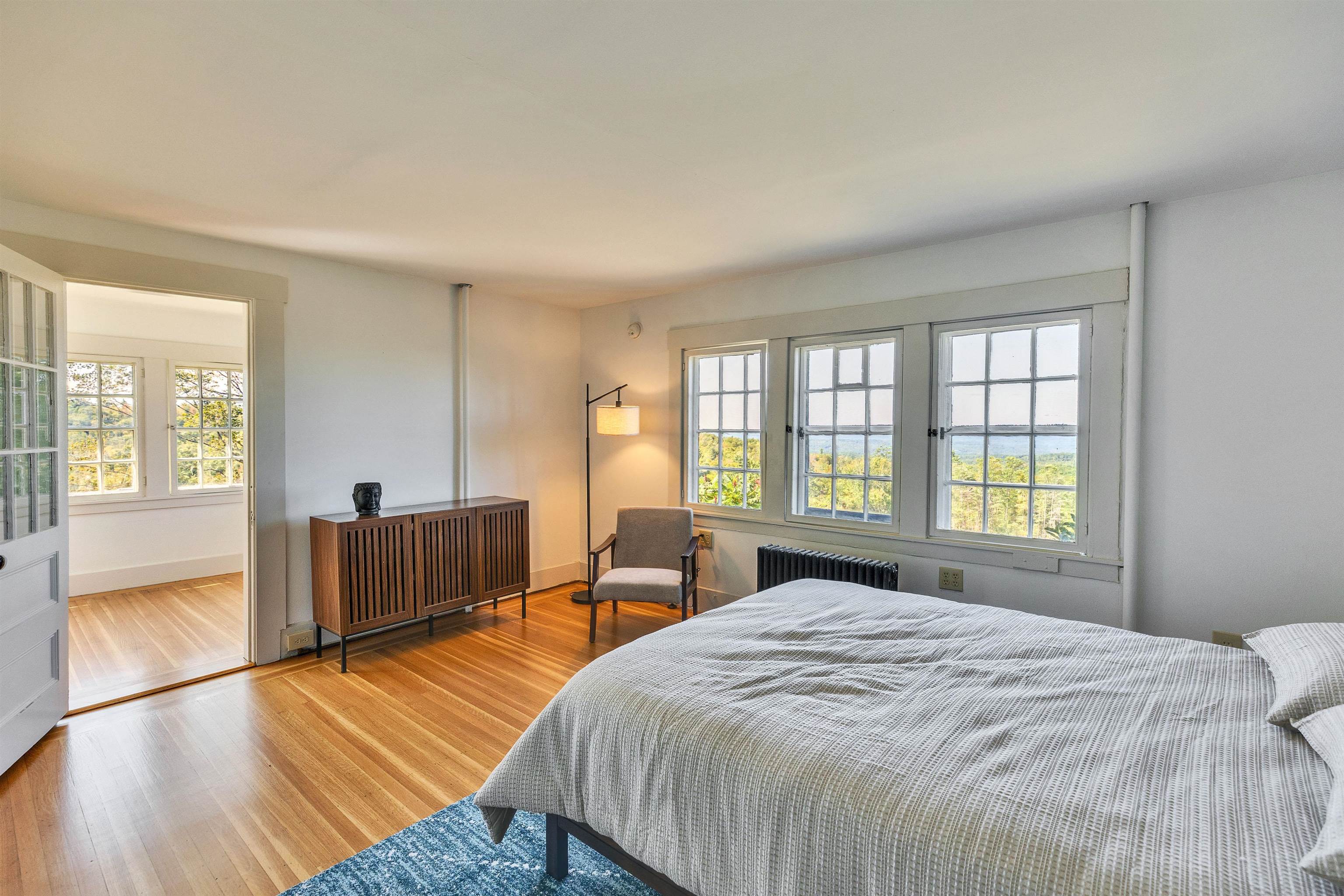 477 E Mountain Road