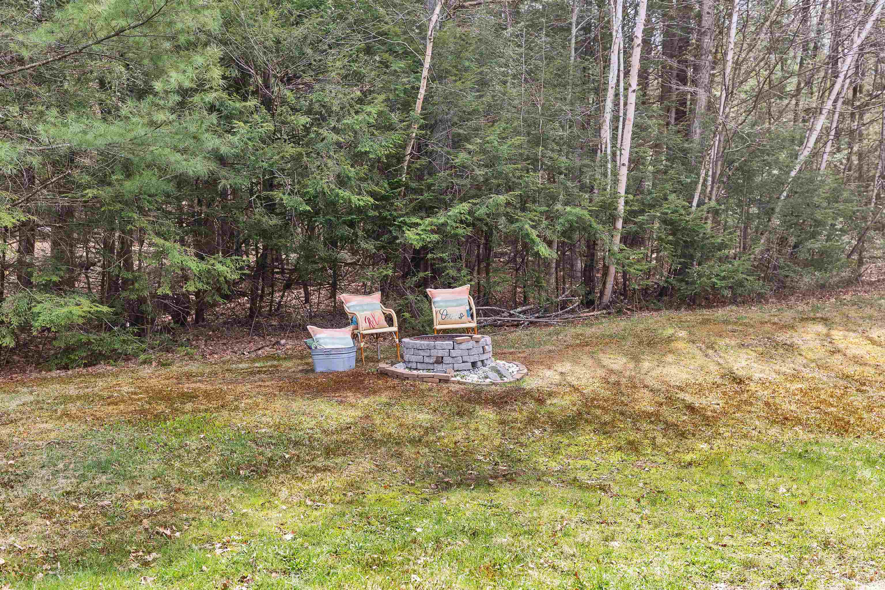 1720b Franklin Pierce Highway