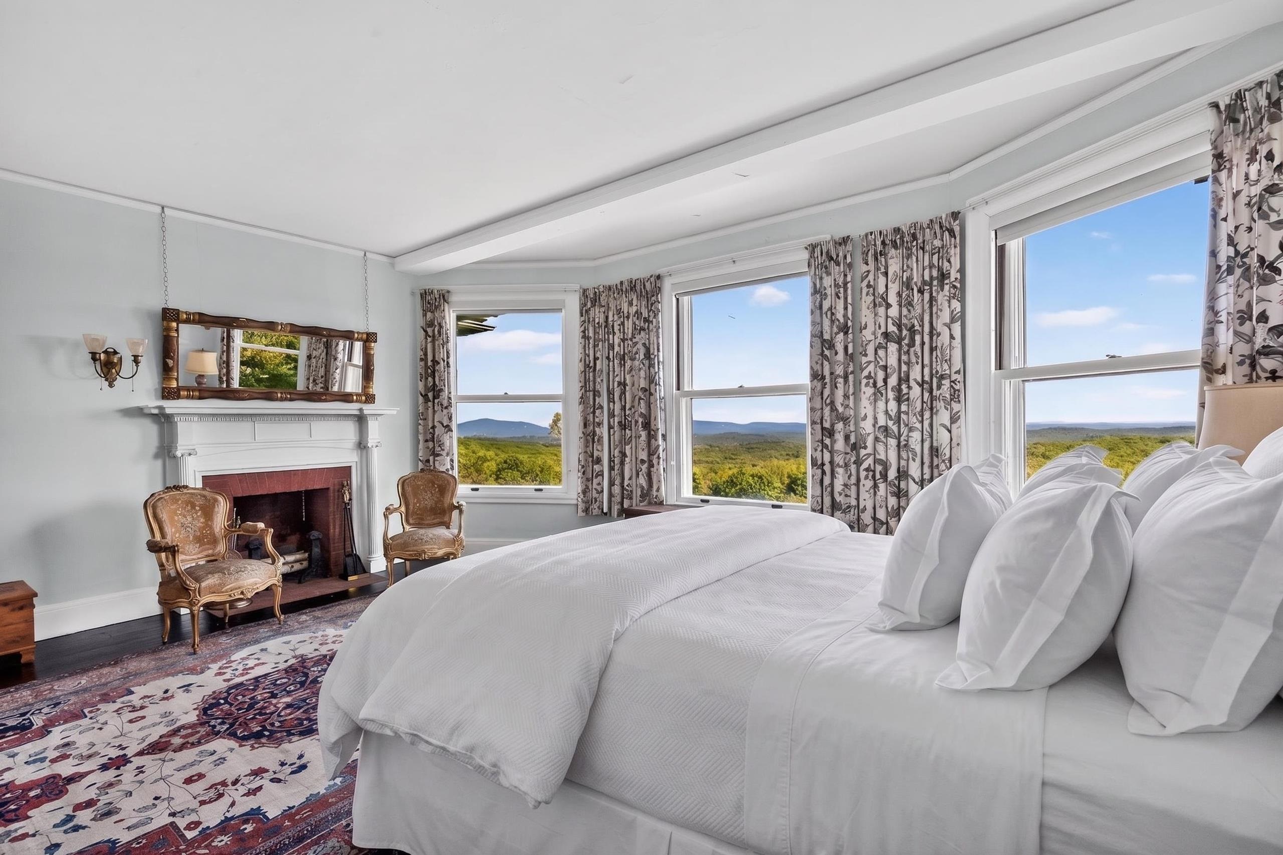 4 Windmill Hill Road