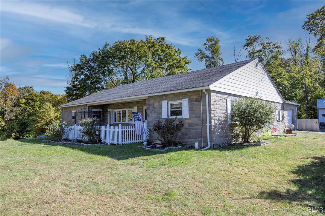 1365 Sleepy Hollow Road