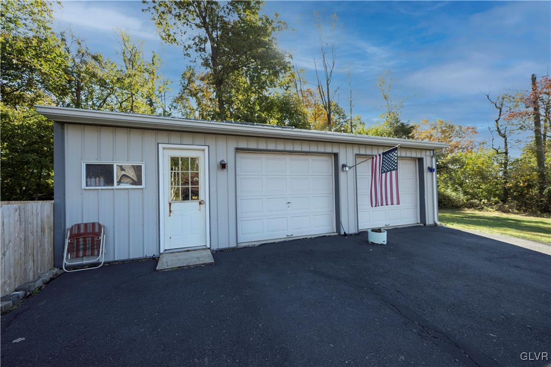 1365 Sleepy Hollow Road