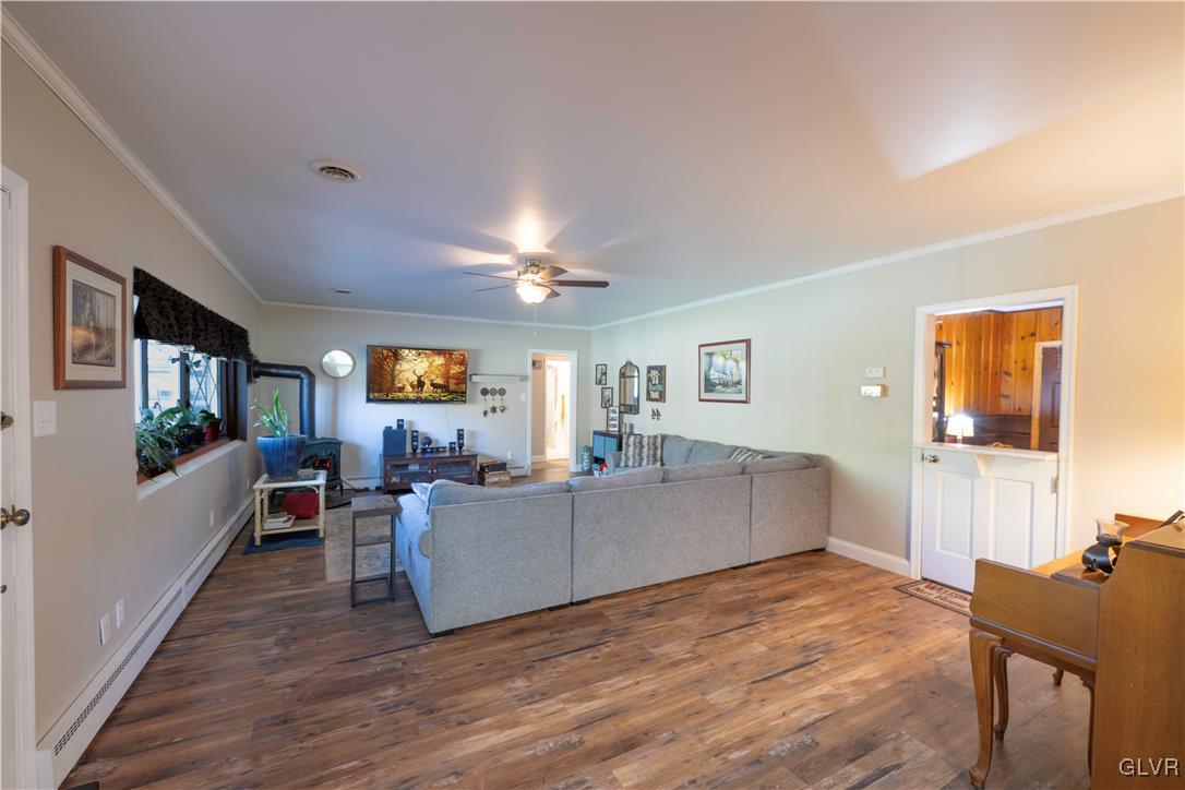 1365 Sleepy Hollow Road