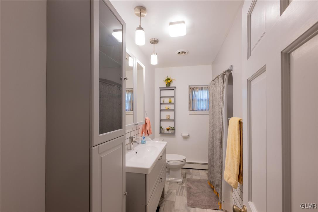 1365 Sleepy Hollow Road