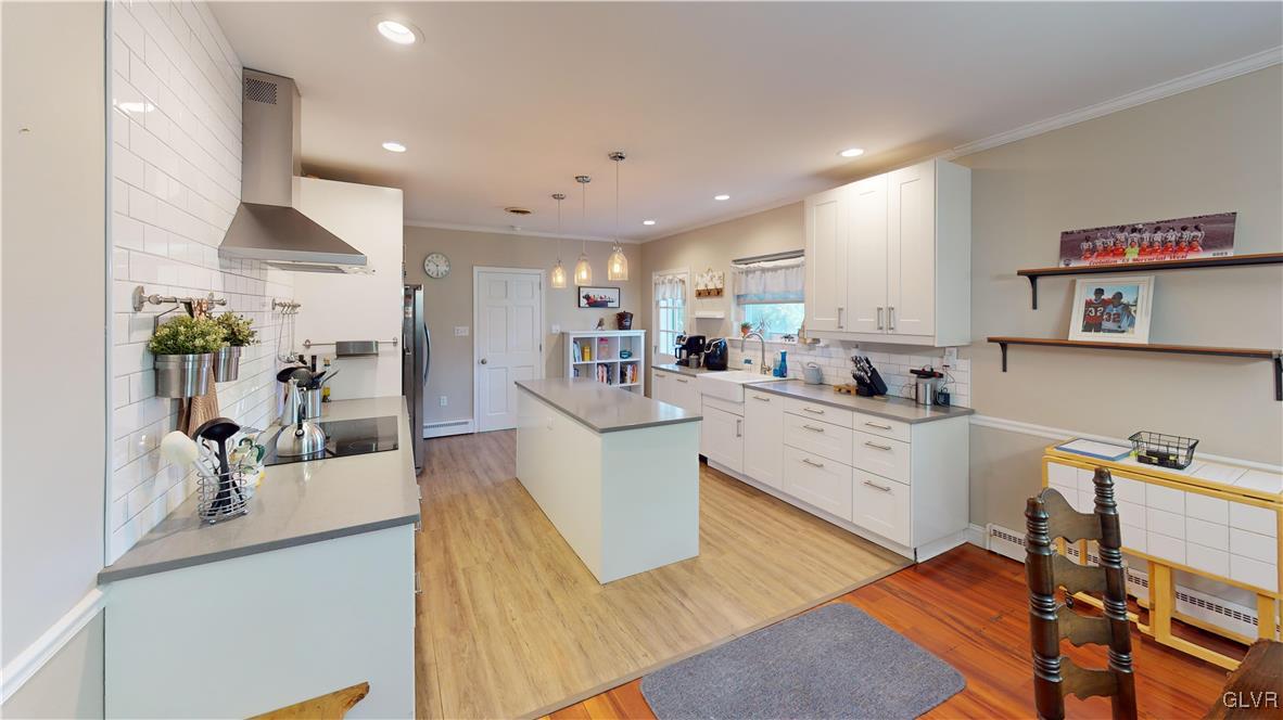 1365 Sleepy Hollow Road