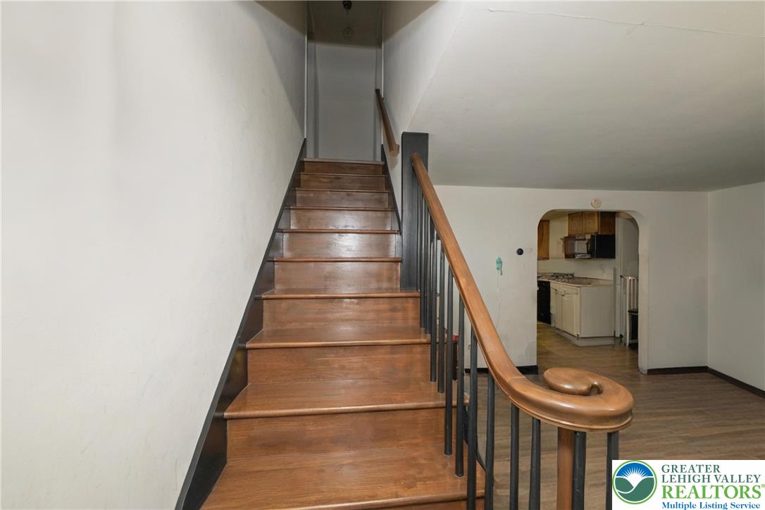 7850 Locust Valley Road