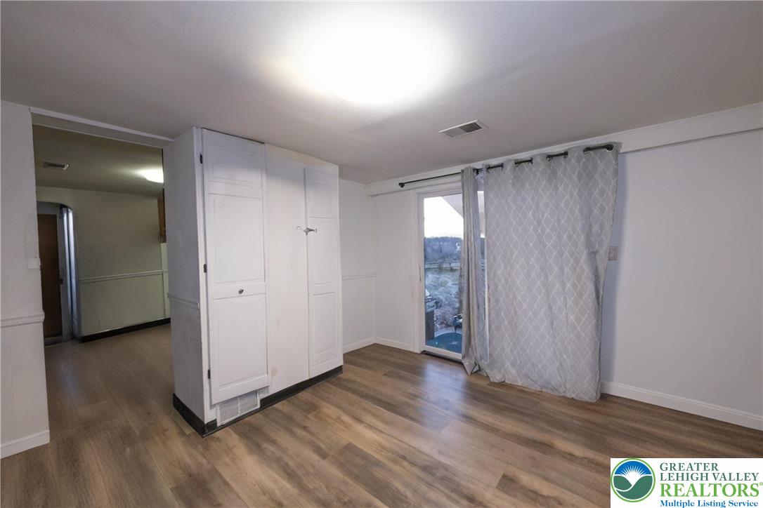 7850 Locust Valley Road