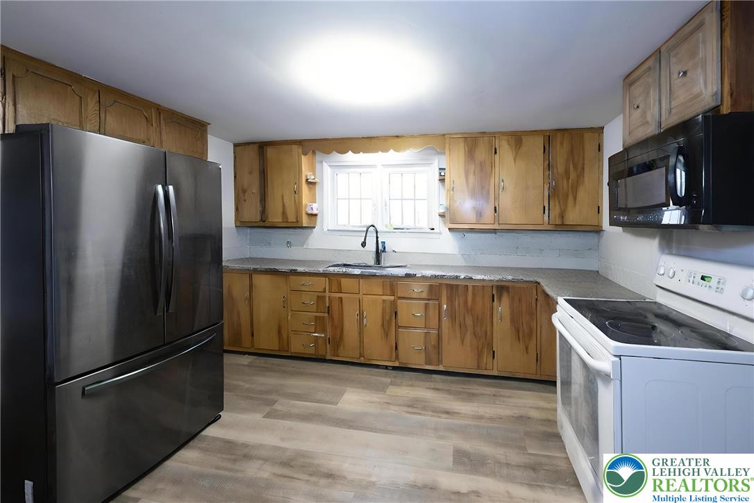 7850 Locust Valley Road