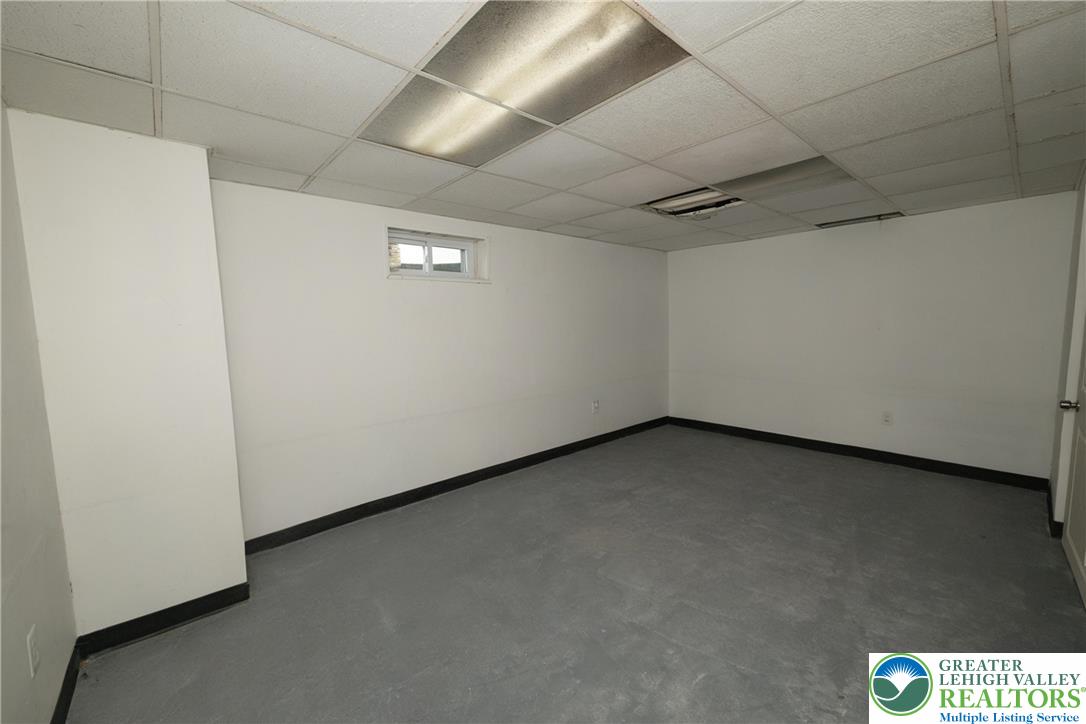 7850 Locust Valley Road