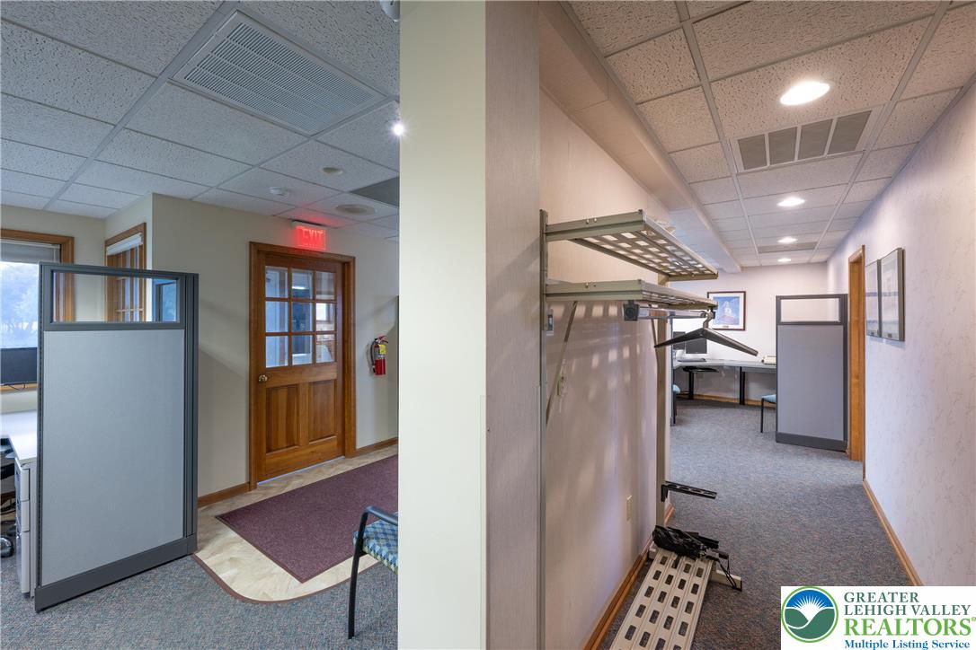 233 Pershing Boulevard