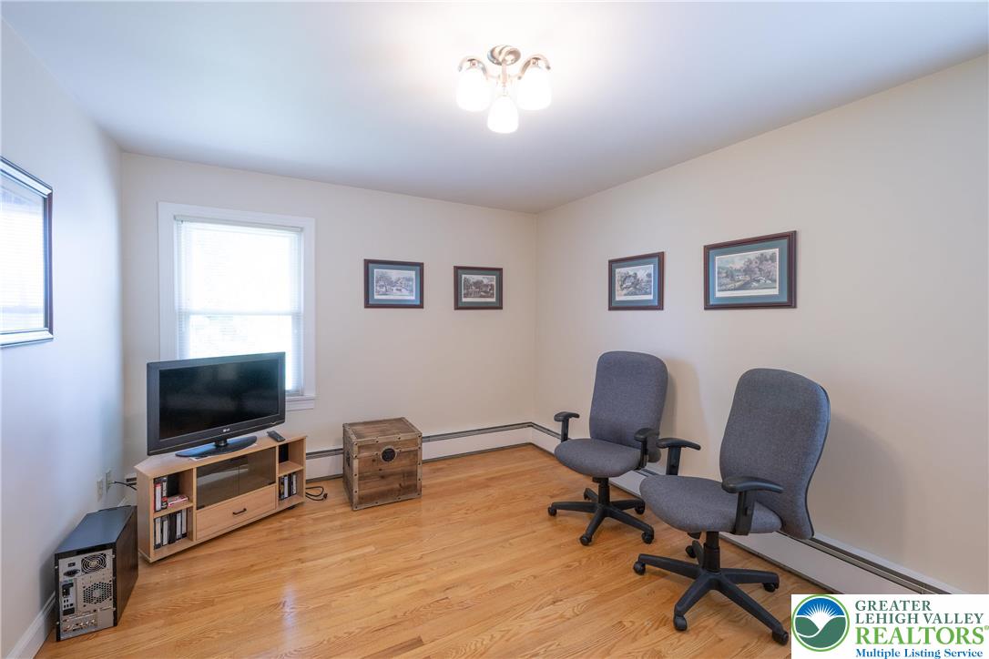 233 Pershing Boulevard