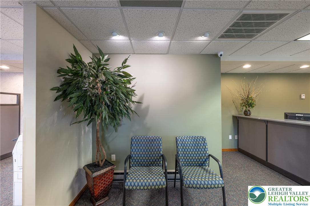 233 Pershing Boulevard