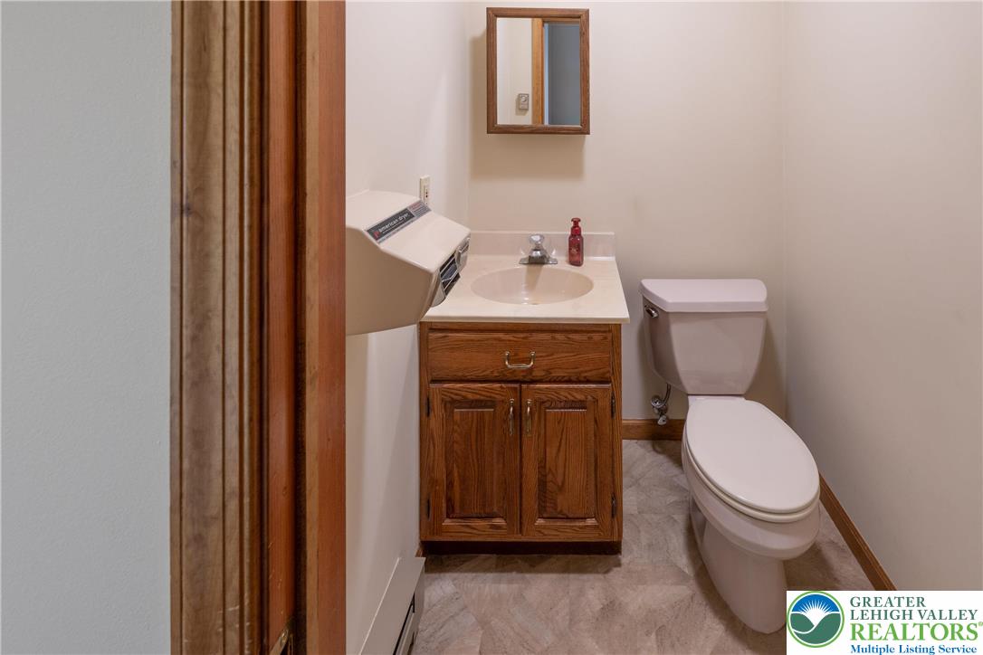 233 Pershing Boulevard