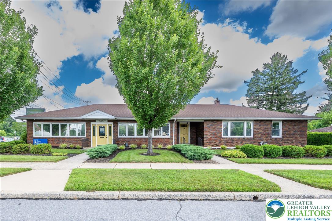 233 Pershing Boulevard