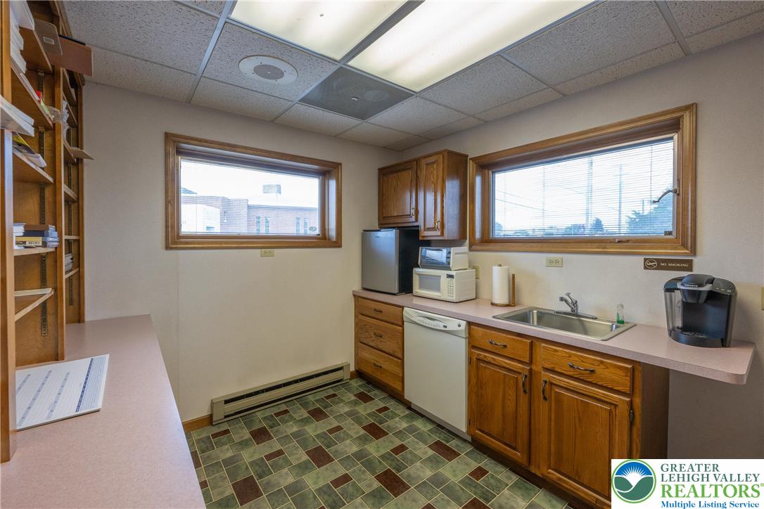 233 Pershing Boulevard