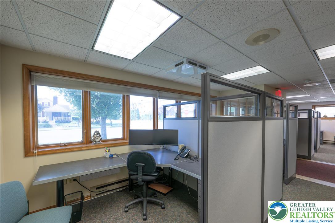 233 Pershing Boulevard