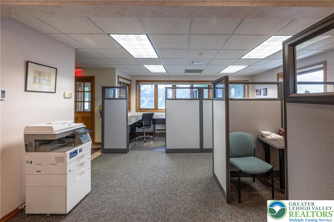 233 Pershing Boulevard