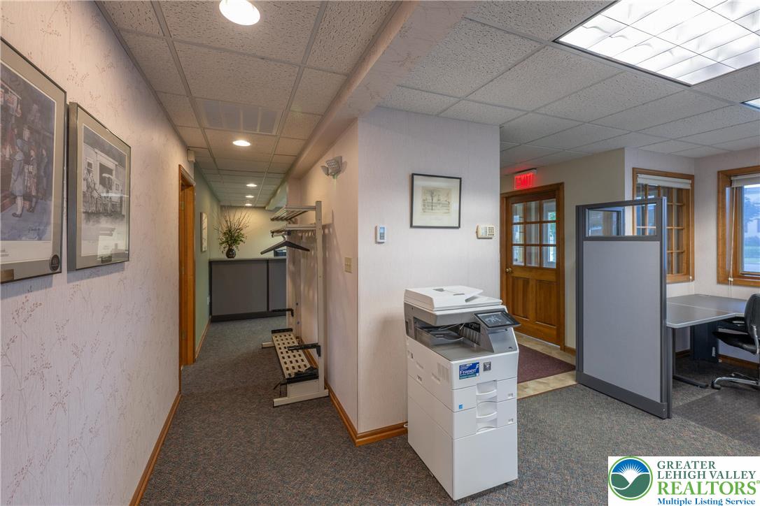 233 Pershing Boulevard