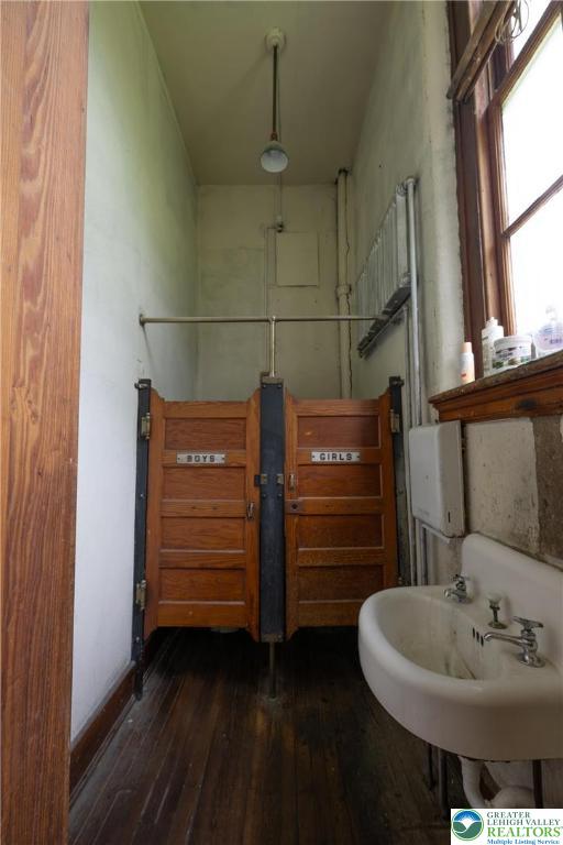 2333 Northwood Avenue