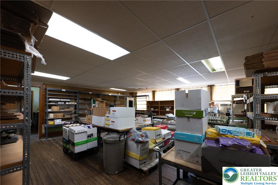 2333 Northwood Avenue