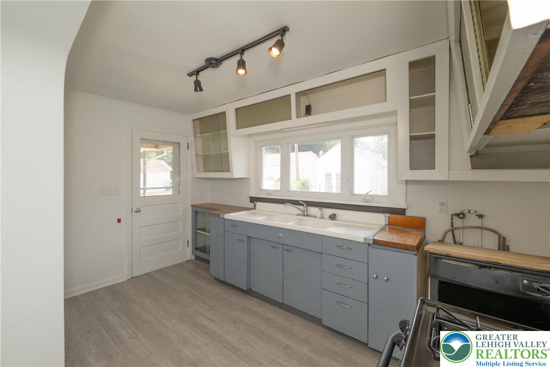 1460 Jefferson Street