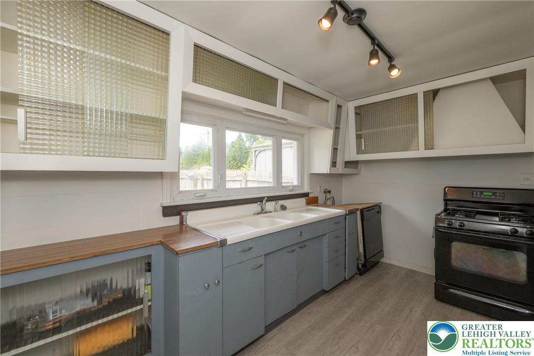 1460 Jefferson Street