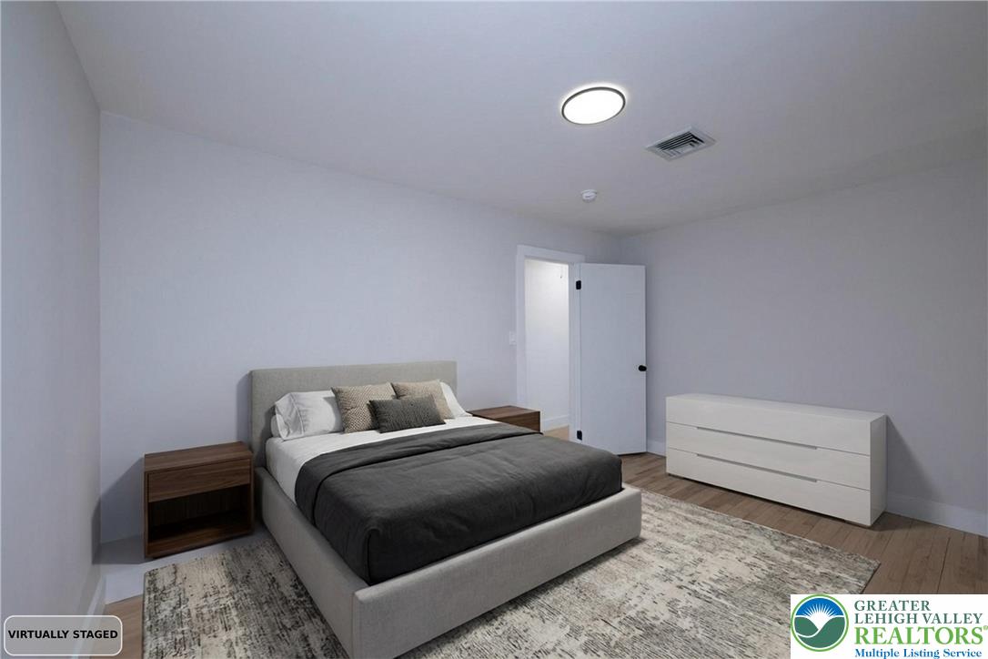 624 East 8th Street