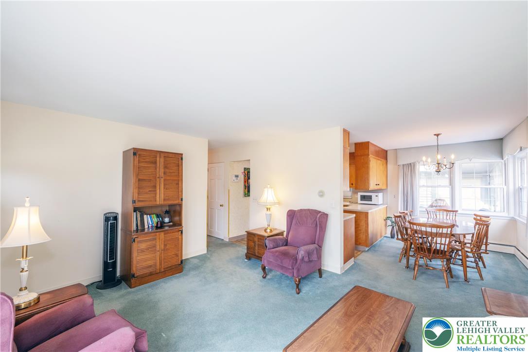 5556 Park Valley Road