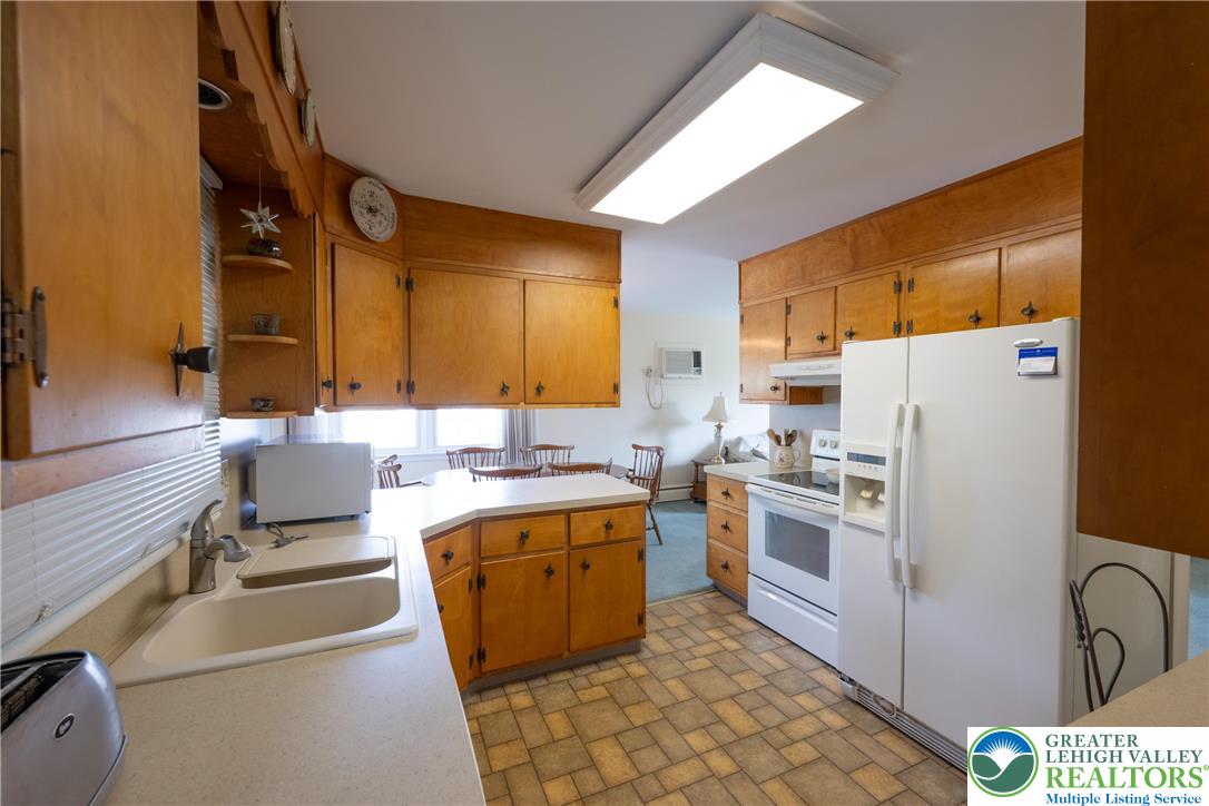 5556 Park Valley Road