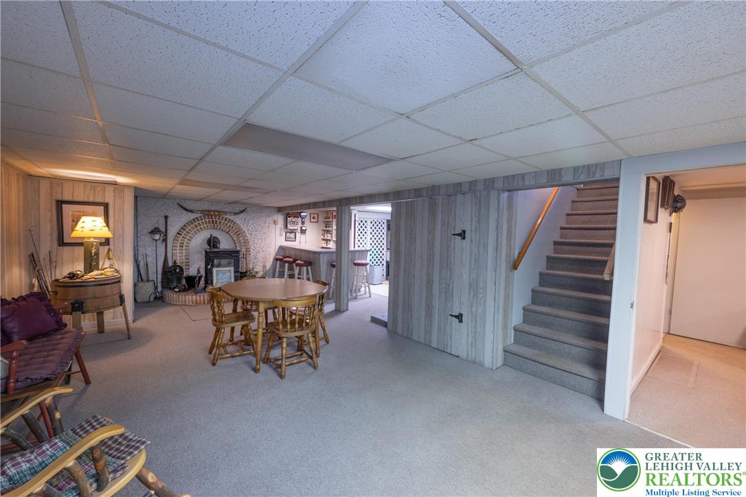 5556 Park Valley Road