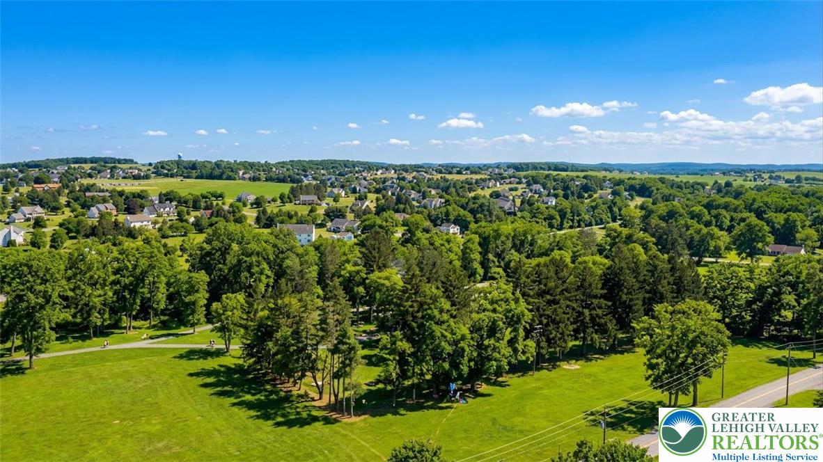 5556 Park Valley Road