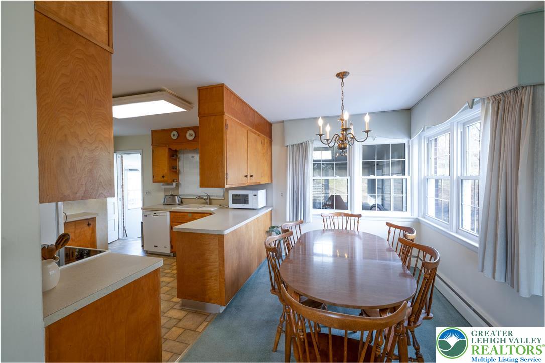 5556 Park Valley Road