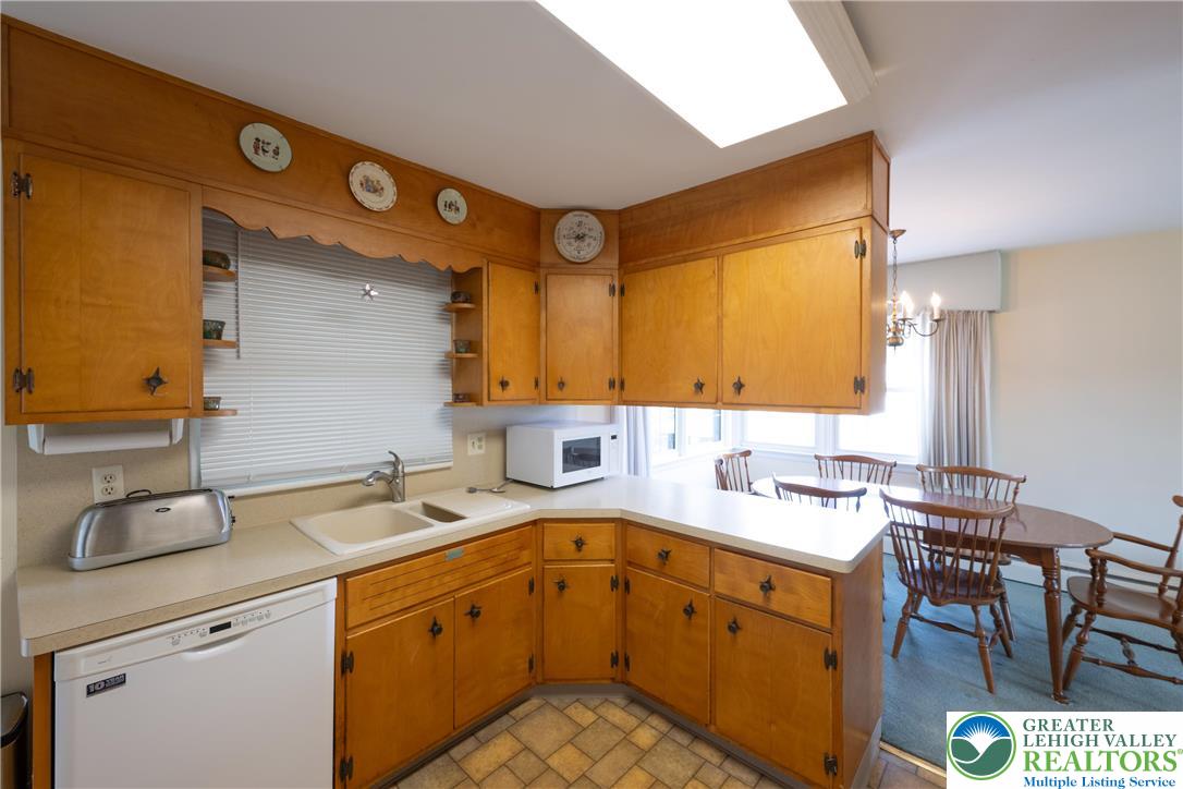 5556 Park Valley Road