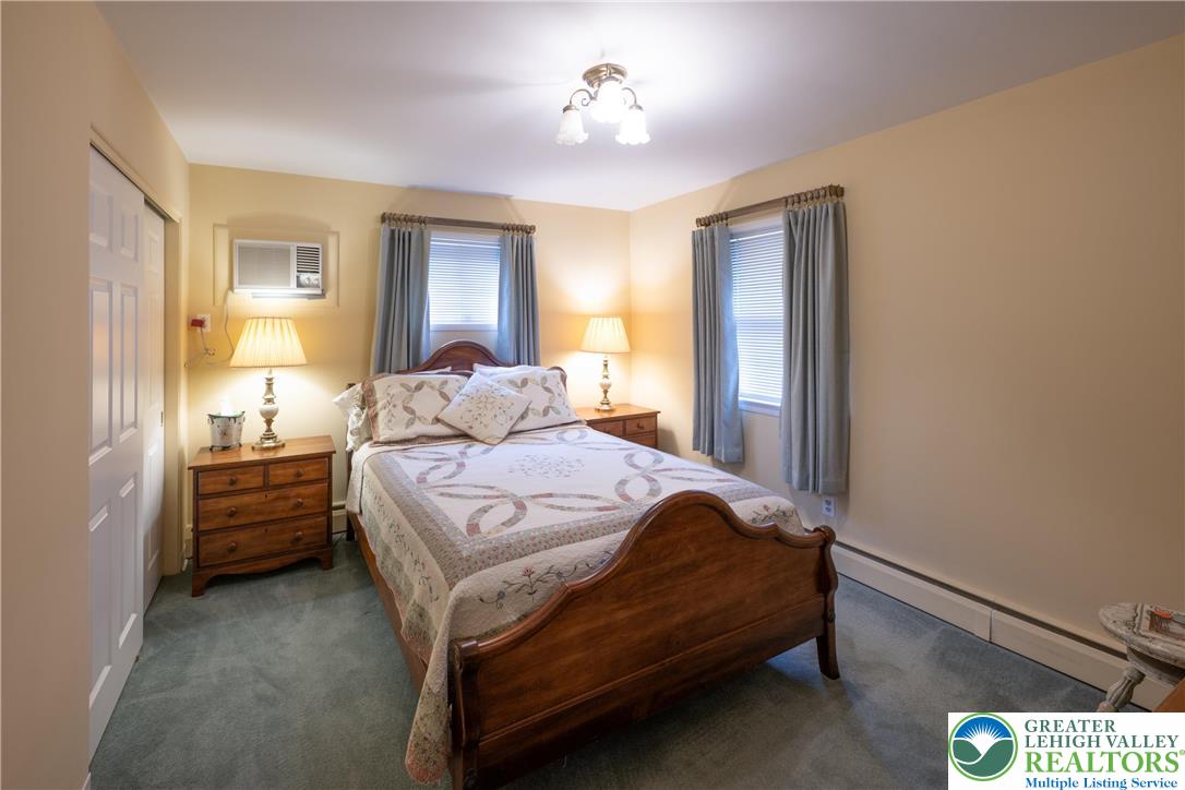 5556 Park Valley Road