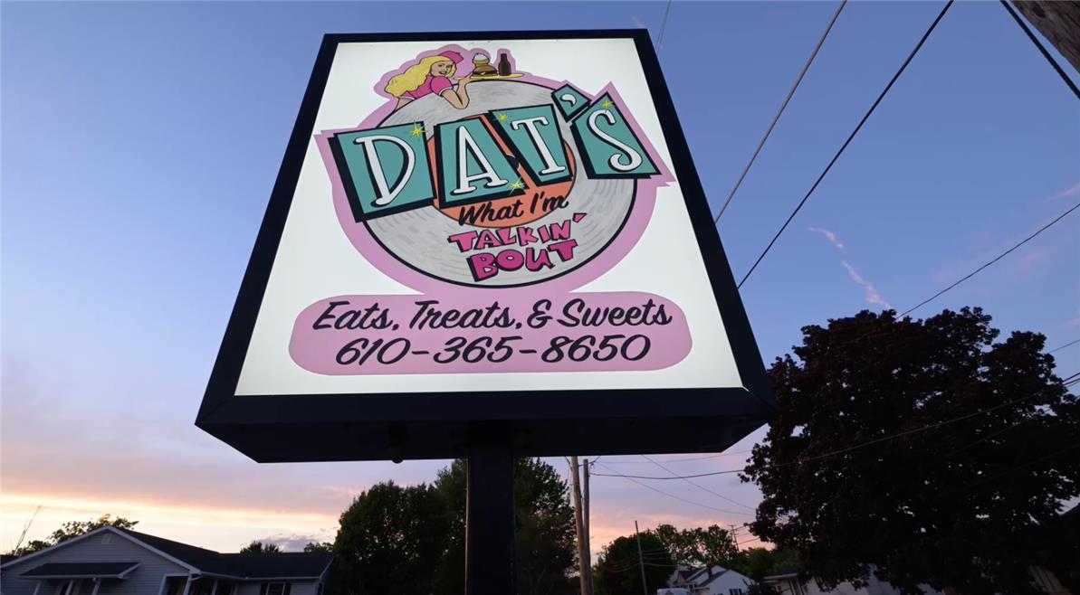 DAT'S EATS,TREATS, & SWEETS