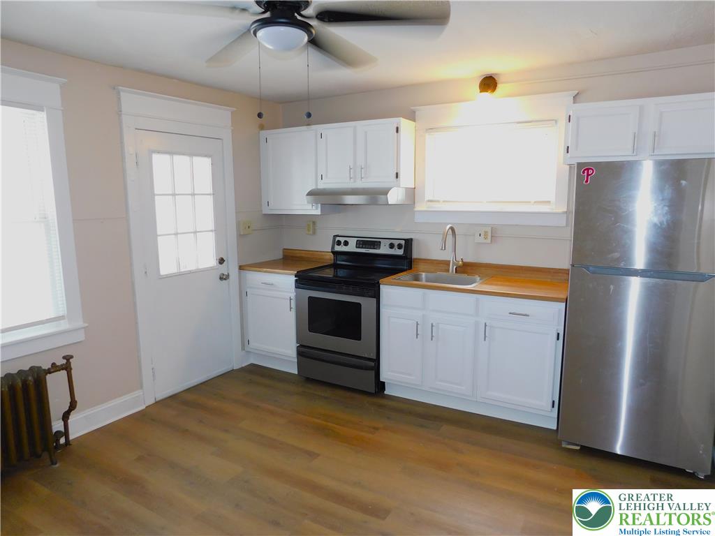 2411 S. 5th Street 2nd floor