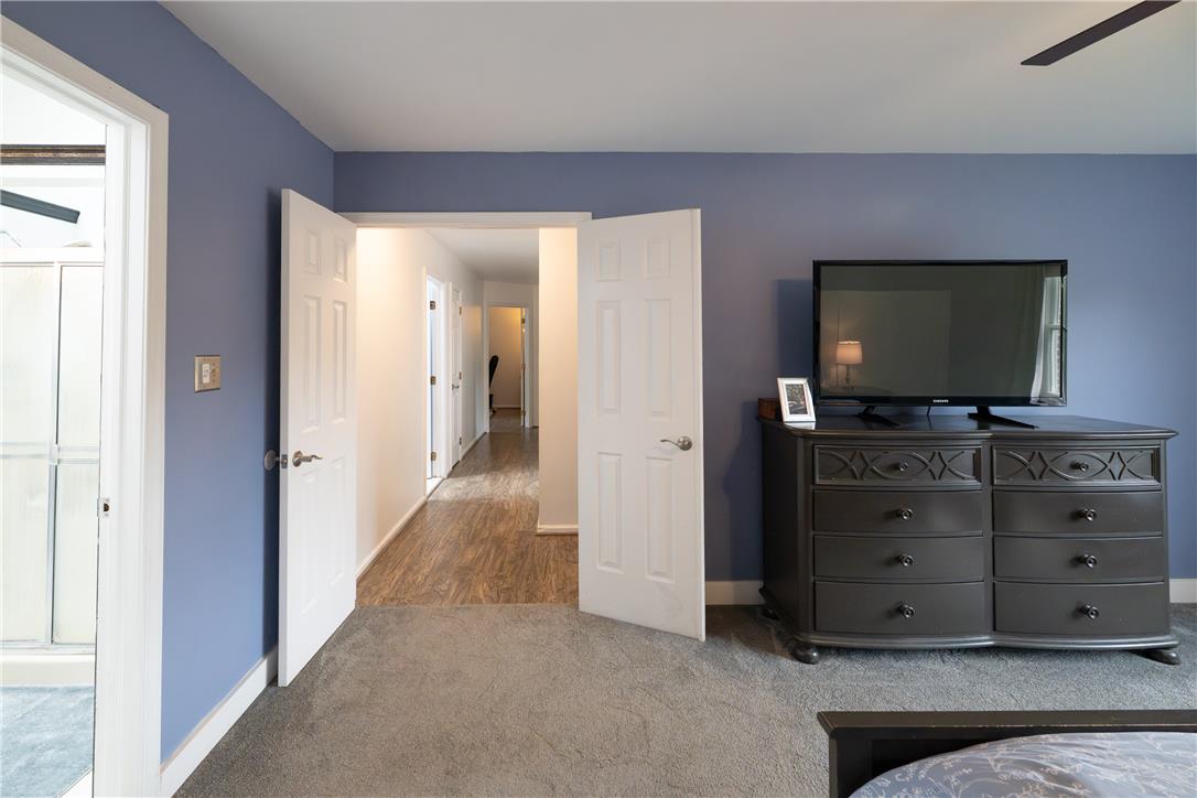 30 Creekside Court