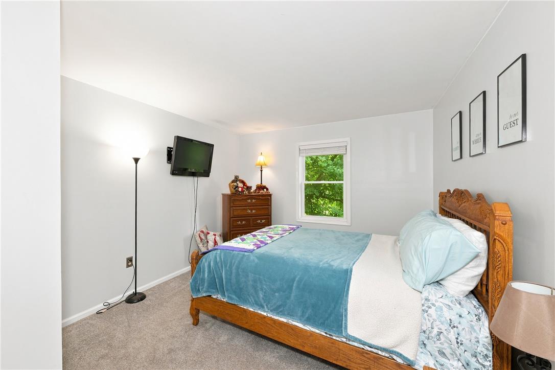 30 Creekside Court