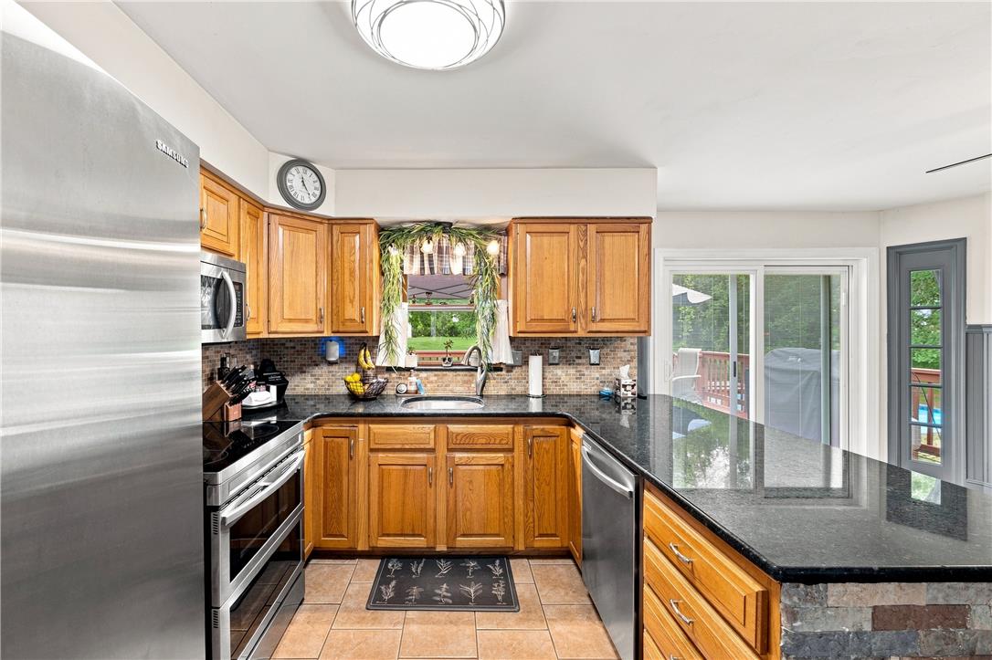 30 Creekside Court