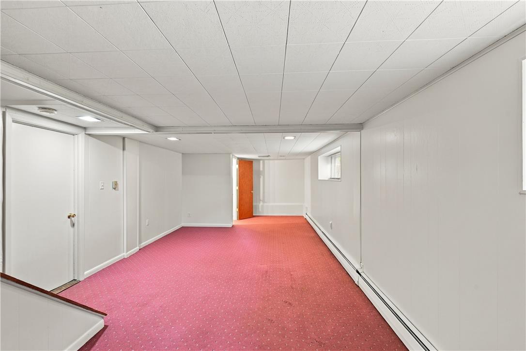 1525 Graham