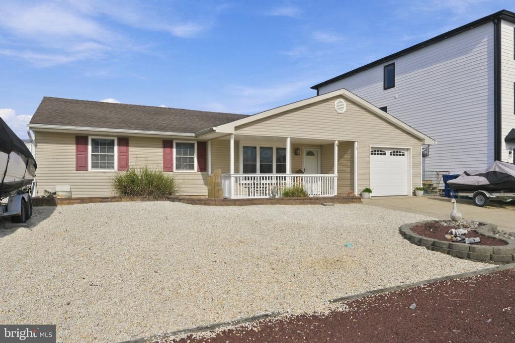 19 LOUISIANA DRIVE