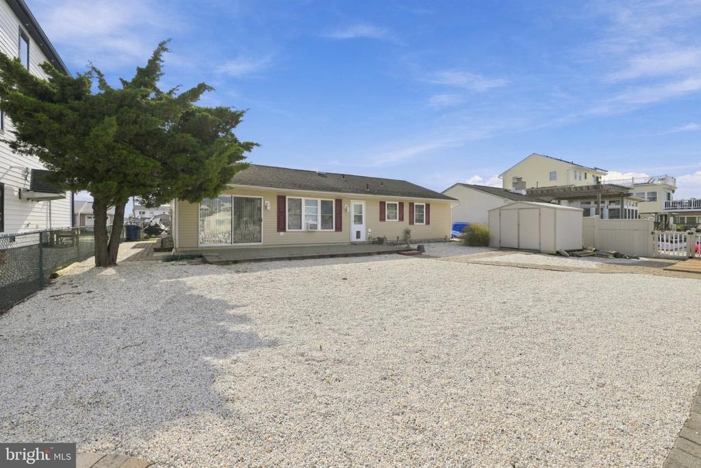 19 LOUISIANA DRIVE