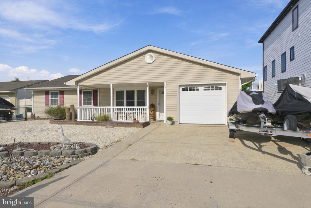 19 LOUISIANA DRIVE