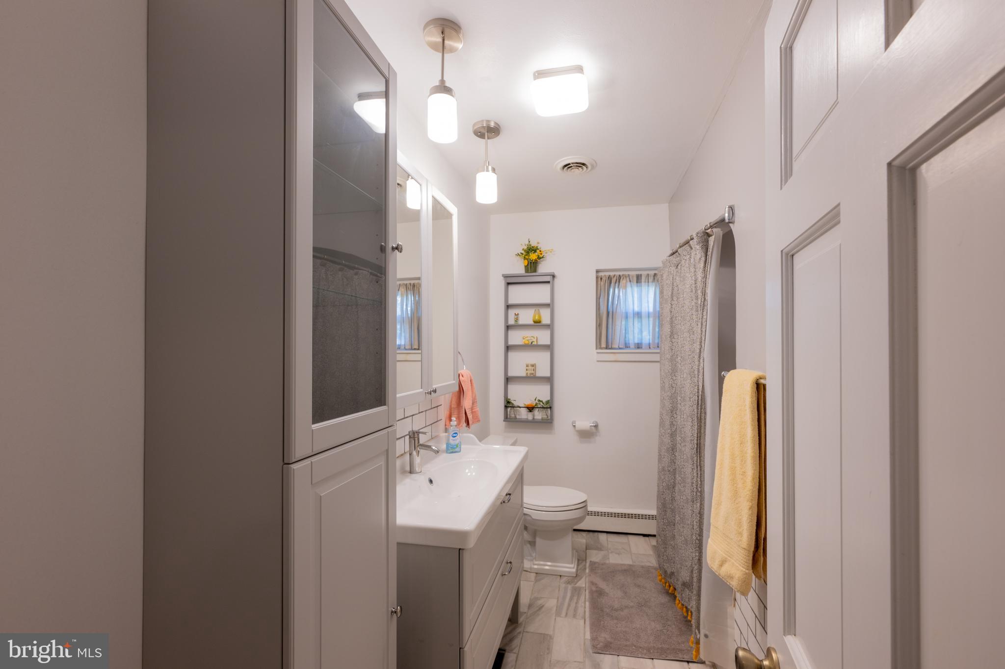 1365 SLEEPY HOLLOW ROAD