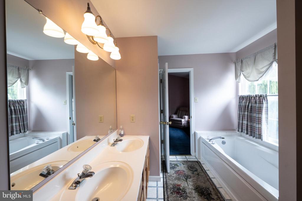 2127 MILL VALLEY LANE