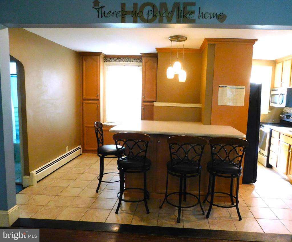 415 RICHLANDTOWN PIKE