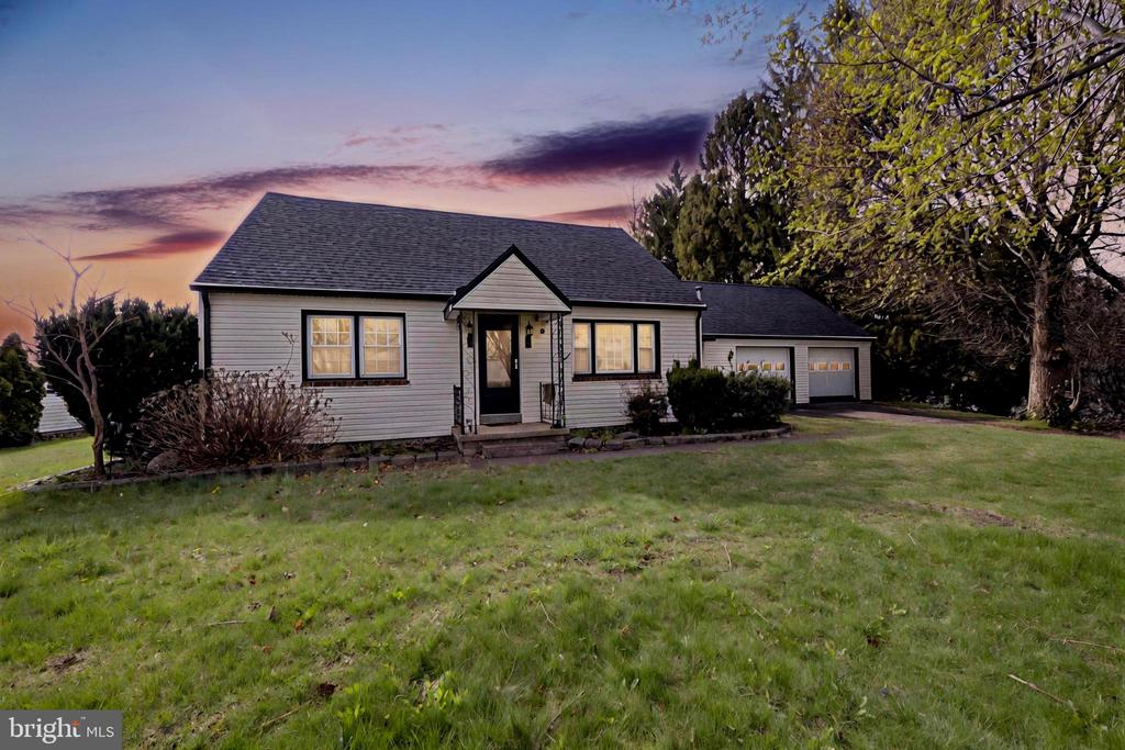 7850 LOCUST VALLEY ROAD
