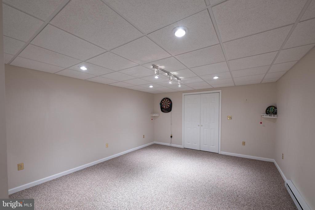 5900 WAYSIDE DRIVE