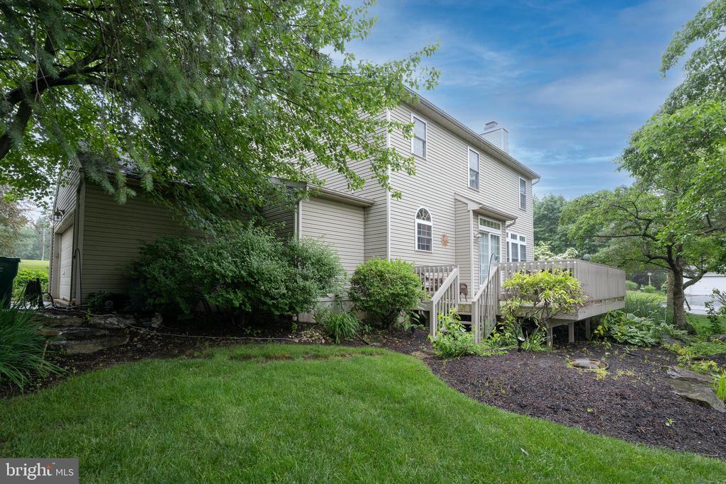 5900 WAYSIDE DRIVE