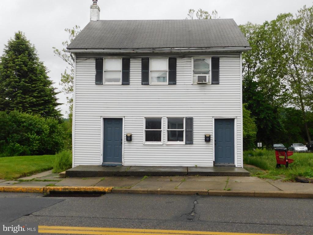 2206 MAIN STREET